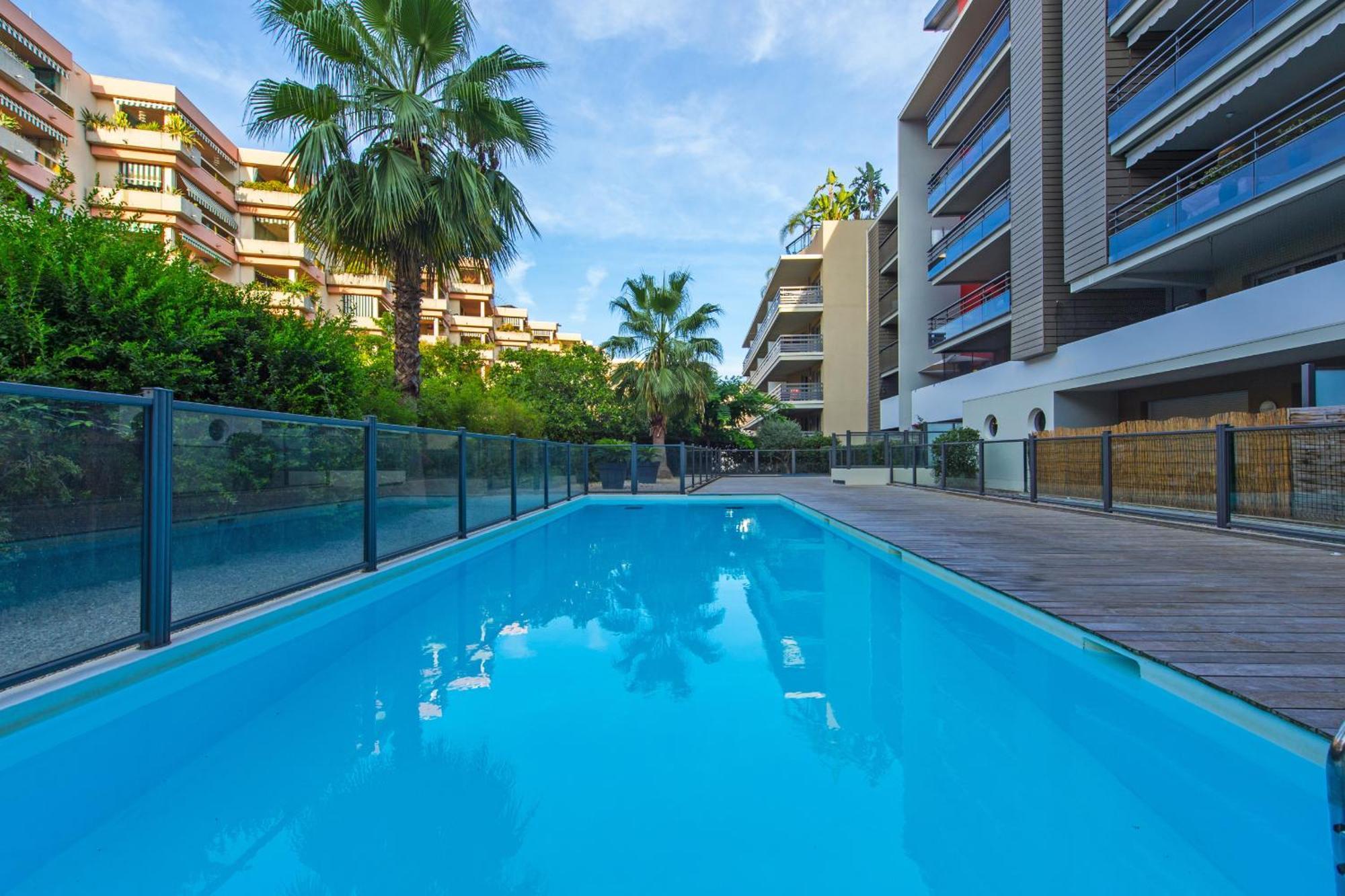 "L'Idyllique" Parking, Piscine, Plage, Calme Assure, Gare Roquebrune-Cap-Martin Exterior photo